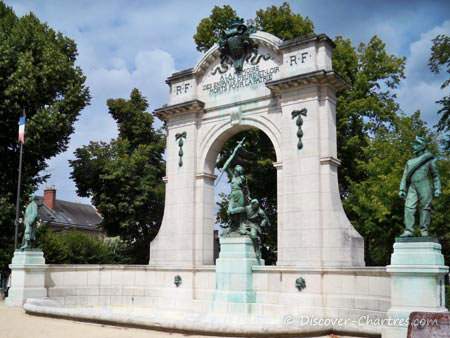 A La Memoire des Enfants d'Eure et Loir Mort pour La Patrie